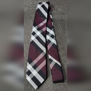 NWT Express Black Purple Plaid Skinny Silk Neck Tie
